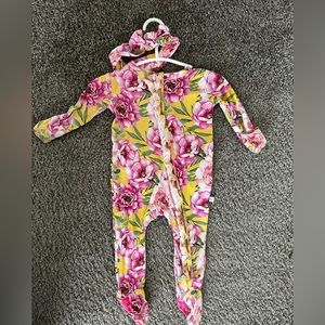 Posh Peanut Ruffle footie with Bow